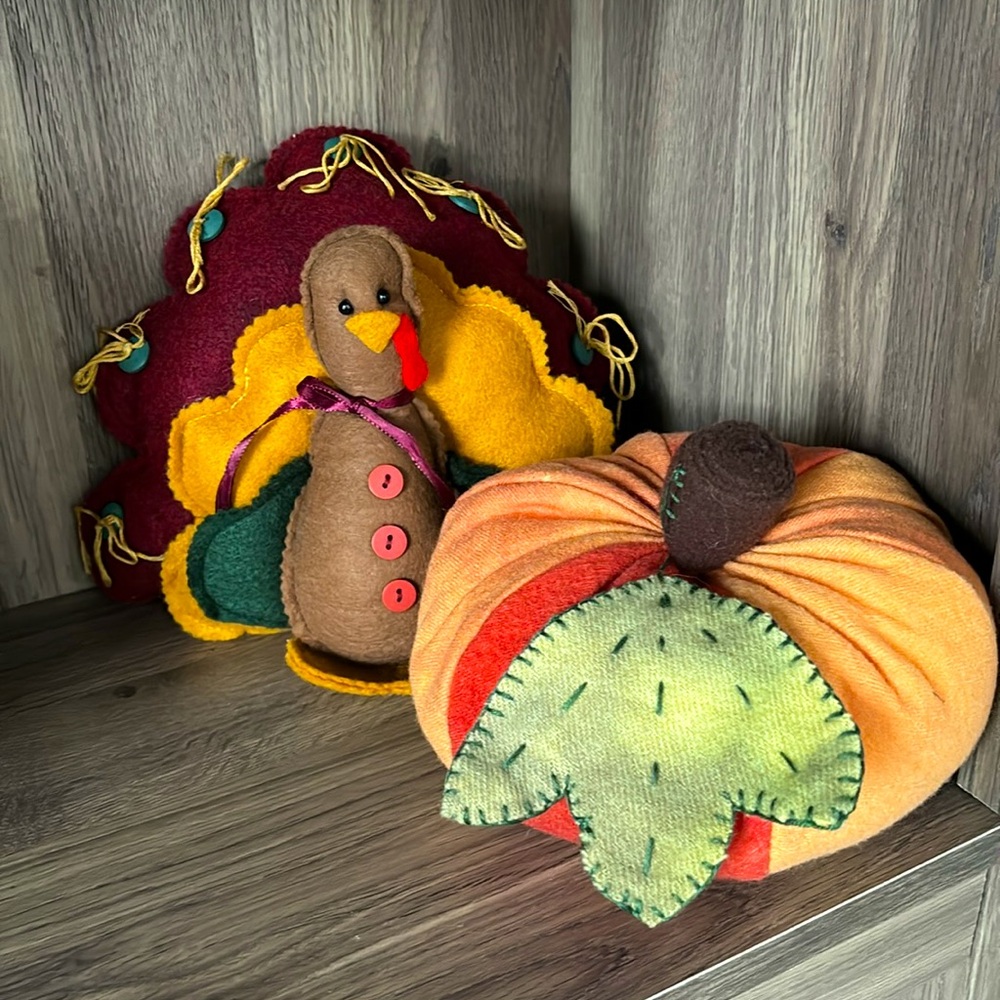 🆕Handmade Felt Turkey And Pumpkin Plush Decor